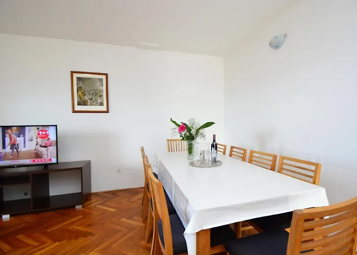 شقة Rina-2 By Interhome *